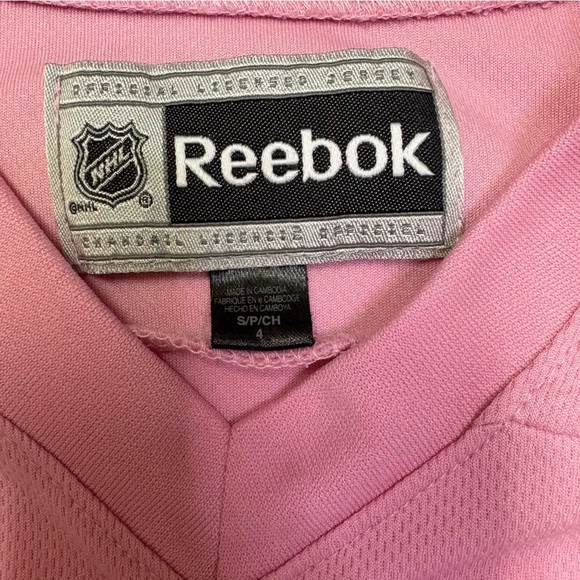 3/$30 Reebok NHL Calgary Flames 4T Girls Jersey Pink Hockey Stanley Cup Playoff - Picture 2 of 3